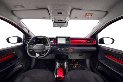 Renault Twingo E-Tech-Electric Techno Rouge Absolu plancia abitacolo