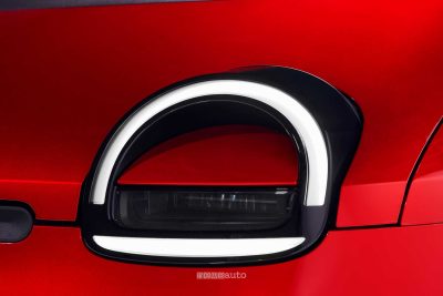 Renault Twingo E-Tech-Electric Techno Rouge Absolu faro anteriore