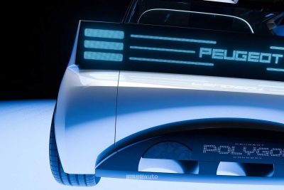 Peugeot Polygon Concept firma luminosa posteriore