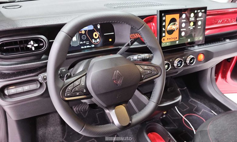 Renault Twingo E-Tech Electric volante abitacolo