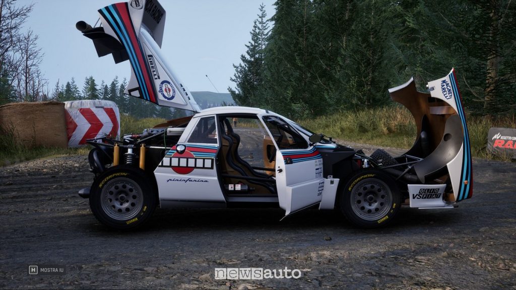 Lancia Evo 037 in modalità "scenario" nel garage Assetto Corsa Rally