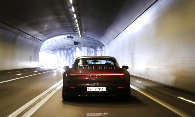 Porsche brevetto sound in galleria