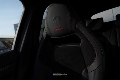 Alfa Romeo Giulia Quadrifoglio Collezione personalizzazione sul sedile