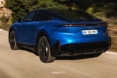 Alpine A390 GT su strada