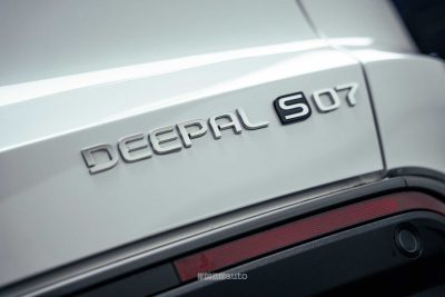 Changan Deepal S07 logo portellone posteriore