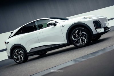 Changan Deepal S07 anteriore 3/4