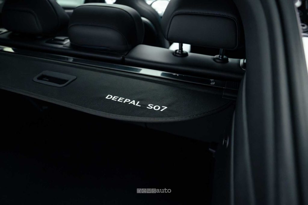 Changan Deepal S07 cappelliera bagagliaio