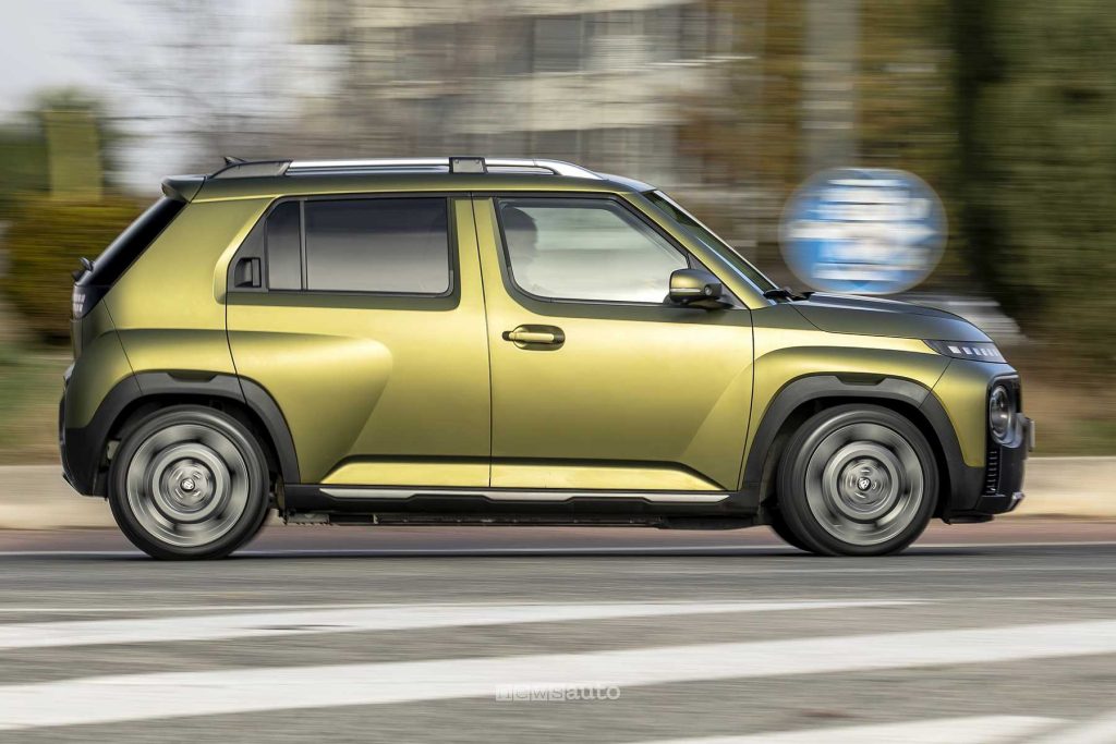 Hyundai Inster Cross test su strada