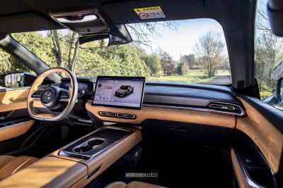 Mazda 6e plancia abitacolo