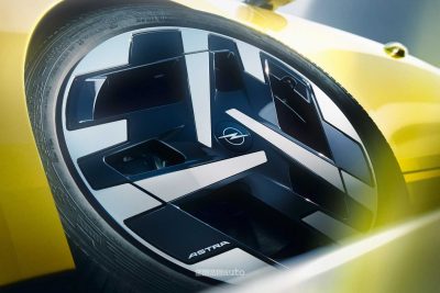Nuova Opel Astra dettagli dei cerchi da 18"