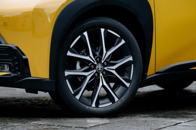 Nuova Toyota Aygo X GR Sport cerchi da 18"