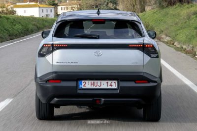 Toyota Urban Cruiser AWD su strada