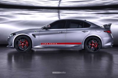 Alfa Romeo Giulia Quadrifoglio Luna Rossa laterale