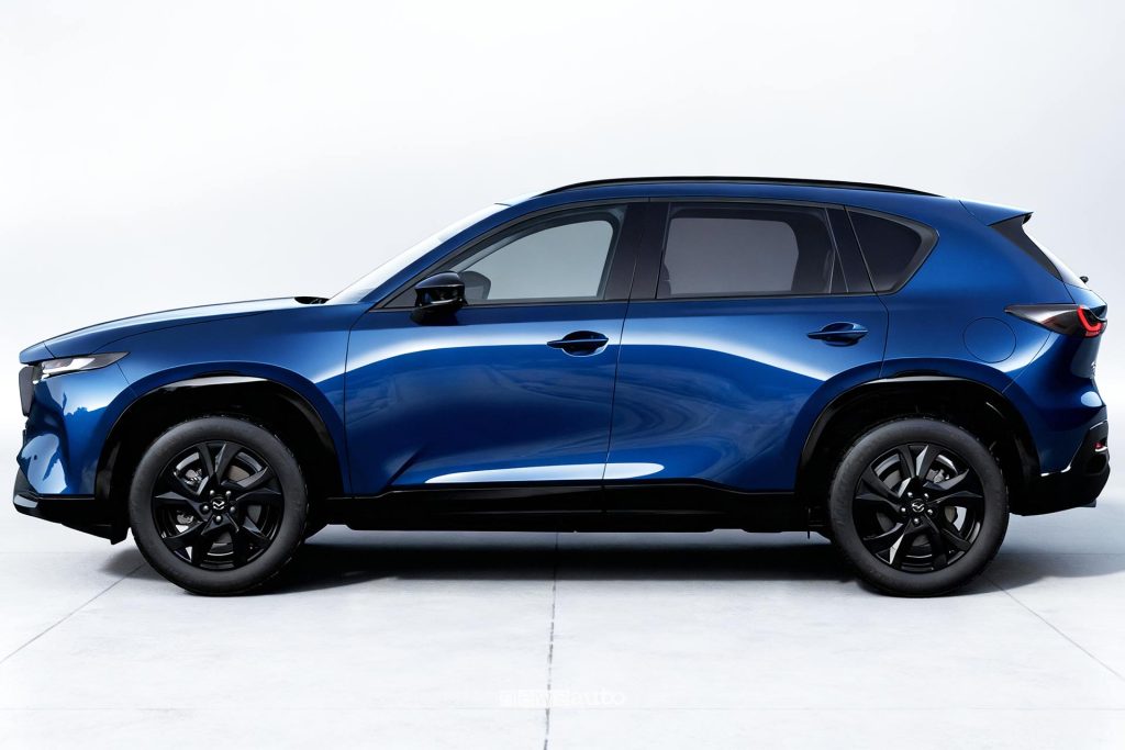 La Mazda CX-5 con il nuovo colore Navy Blue