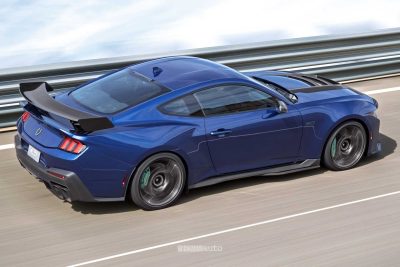 Ford Mustang Dark Horse SC Track Pack in pista