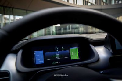 Jeep Avenger Black Edition display quadro strumenti