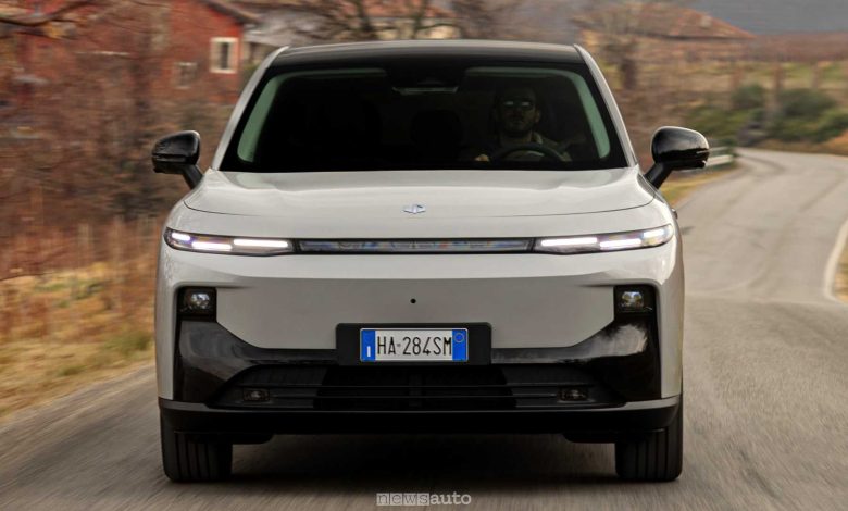 Leapmotor B10 ibrida REEV