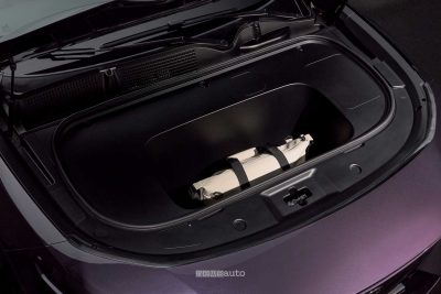 Mazda CX-6e frunk cofano anteriore