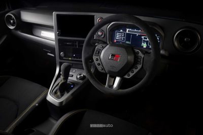 Toyota GR Yaris Morizo RR plancia abitacolo
