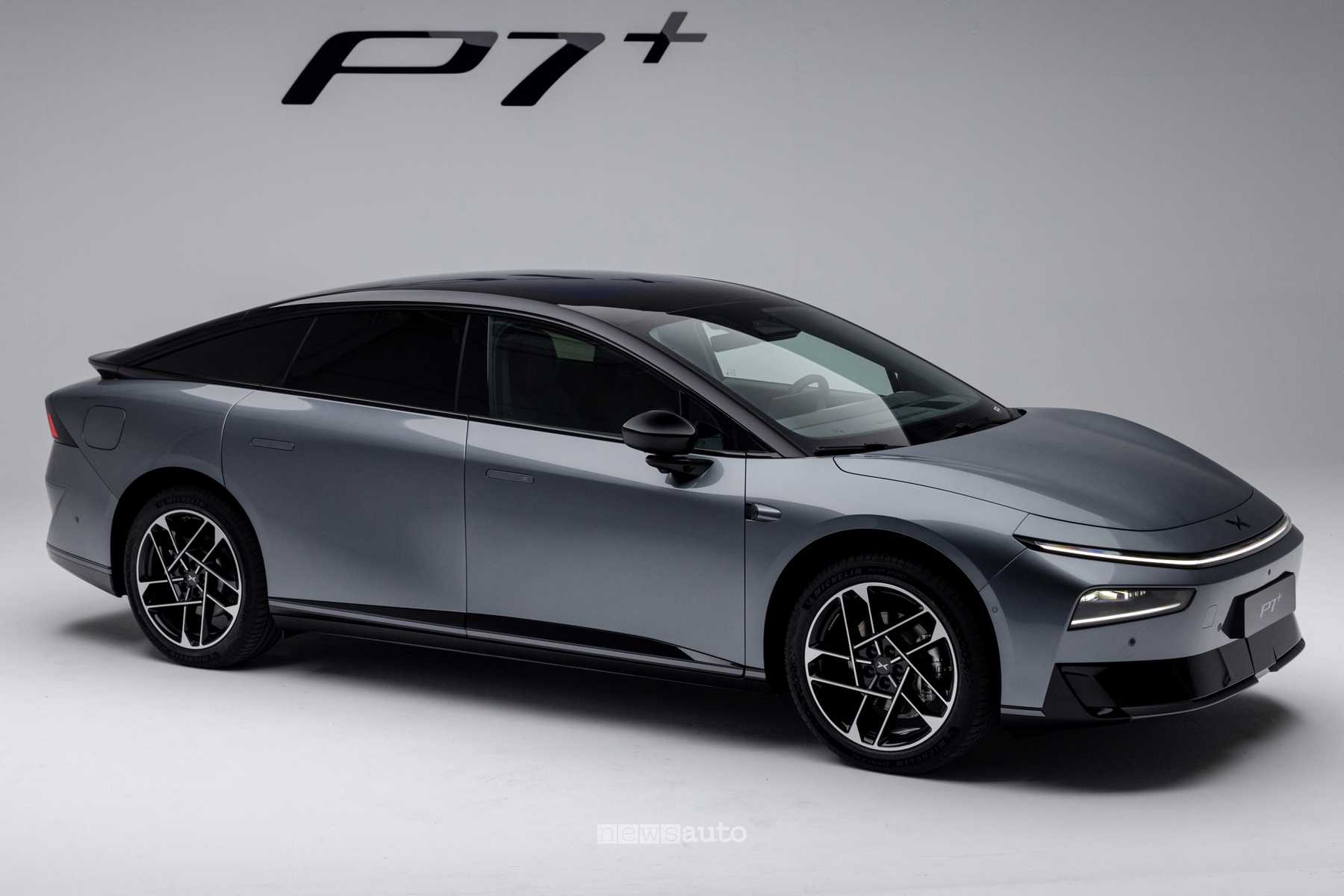 Xpeng P7+ 2026, autonomia, dimensioni e caratteristiche della berlina elettrica