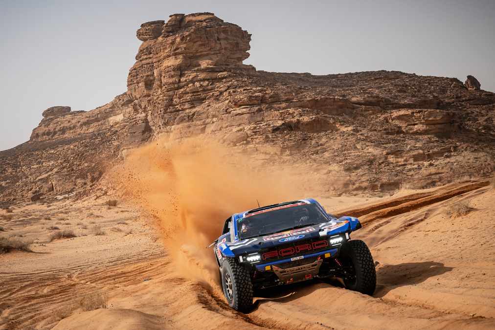 Nani Roma termina la Tappa Marathon in seconda posizione alle spalle del compagno di squadra Mitch Guthrie